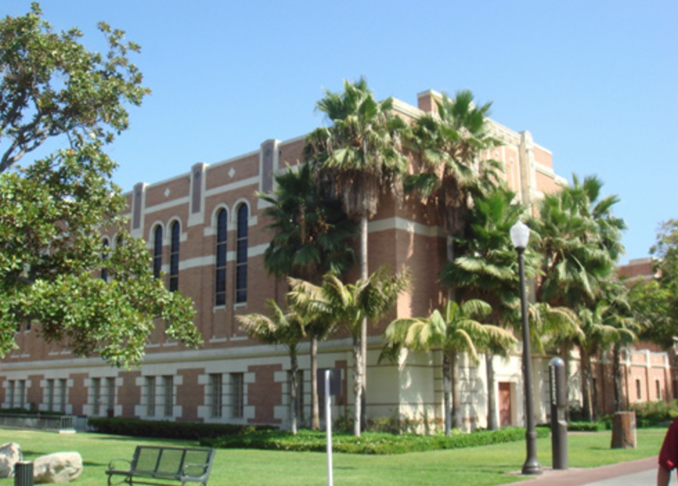 Apply Ivy Visits University of Southern California (USC)